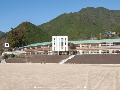 (株)アスカ総合設計(日本、〒515-0845 三重県松阪市伊勢寺町590−4)
