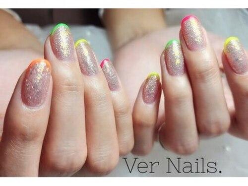 ウェールネイルズ(Ver Nails.)(北海道札幌市白石区菊水2条1-7-14 ノースランド菊水201)