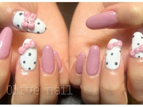 オリーブネイル(Olive nail)(北海道札幌市中央区北7条西15-1-6)