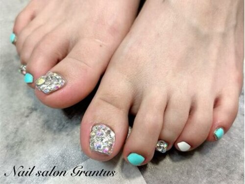 ネイルサロン グランタス(Nail Salon Grantus)(北海道札幌市中央区北4条西15-1-14コアレックスビル3F)