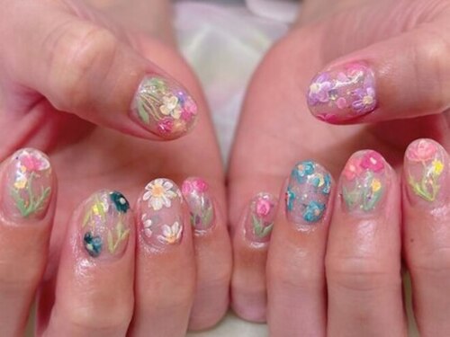 アイディールネイル(ideal nail)(北海道札幌市中央区南3条西3-9-1 岩本ビル5F share nail salon placer内)