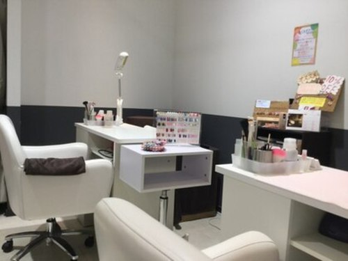 アース オーセンティック ネイル 一関店(EARTH Authentic Nail)(岩手県一関市山目泥田70-1)