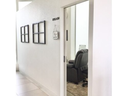 アースコアフュールボーテ ひたち野うしく店(EARTH coiffure beaute)(茨城県牛久市ひたち野東2-13-1 )