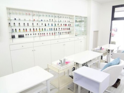 ネイルサロン クイール 小山店(NAIL SALON QUILL)(栃木県小山市東城南4-6-2 シャトーグランチェスタ1F)