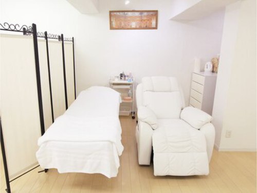 レイ サロン(Lei salon)(埼玉県熊谷市曙町2‐12‐3 102)