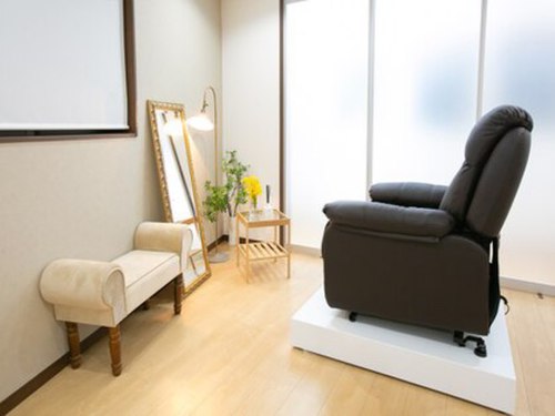 アナナアイラッシュ 川口店(Ananas eyelash)(埼玉県川口市川口2-4-14 メゾンマスノ101)