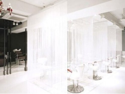 アース 南行徳店(HAIR&MAKE EARTH)(千葉県市川市南行徳1-22-2 リリーパレスナルシマ1F)