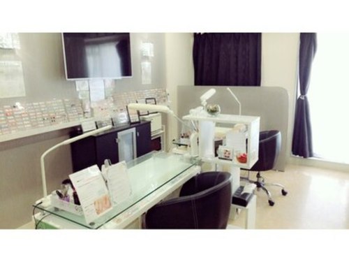 アイリス ネイルアンドアイラッシュ(IRIS nail&eyelash)(千葉県松戸市日暮1‐3‐2 モアクレスト松戸201)