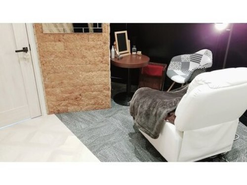 アースコアフュールボーテ 新鎌ヶ谷店(EARTH coiffure beaute)(千葉県鎌ケ谷市新鎌ケ谷2-7-2 CIAO 1F)