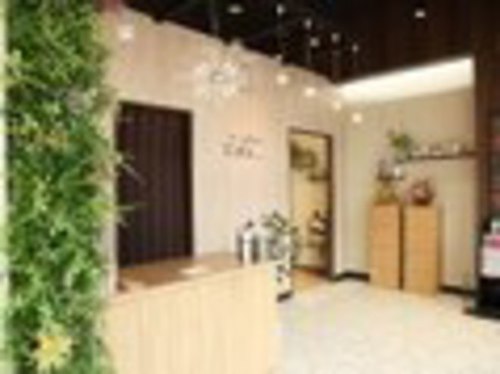 ヘアーコテージココ(hair cottage CoCo)(千葉県印西市原1-2BIGHOPガーデンモール内)