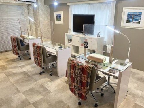 アイナ ネイルアンドアイラッシュ 秋葉原店(Aina Nail&Eyelash)(東京都千代田区神田佐久間町1-16 4F)