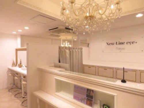ニューラインアイプラス トウキョウ(New Line eye+ Tokyo)(東京都中央区八重洲1-4-20 東京八重洲ビル5F)