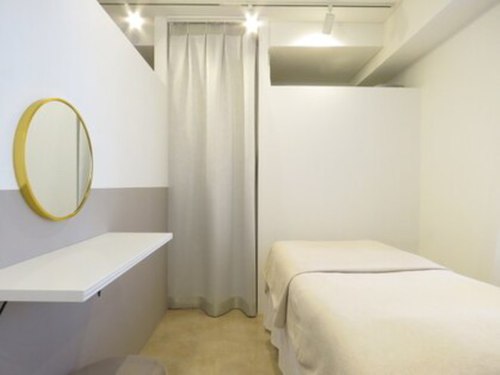 ケリア(Eyelash salon Kerria)(東京都中央区銀座1-19-3ユリカビル7F)