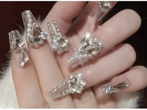 ヨシ ネイル 新宿店(Y.S NAIL)(東京都新宿区新宿3-35-2 新宿YMビル 4F)