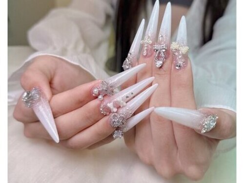 ラッキーネイル(lucky nail)(東京都新宿区歌舞伎町2-45ー5 新宿永谷ビル409)