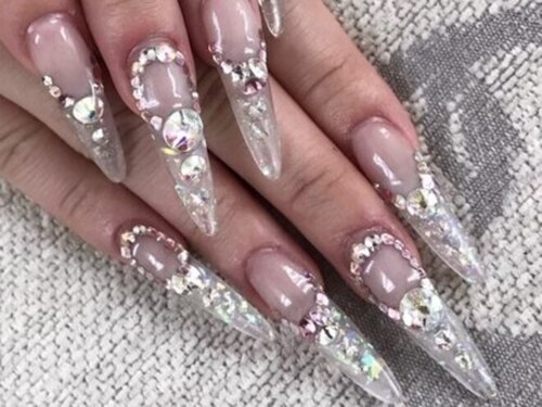 エムアイネイル(MI nail)(東京都新宿区新宿5-15-2 池与ビル303)