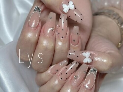 リズ ネイル(Lys nail)(東京都新宿区大久保2-6-17 シルバープラザ第二 606)