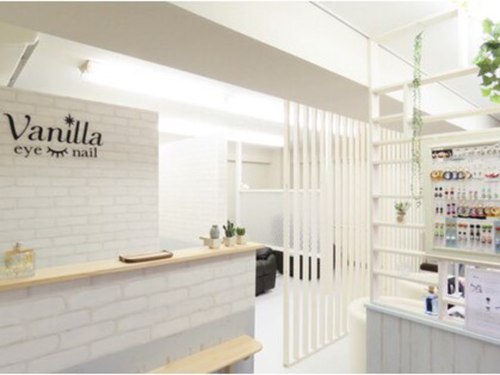 バニラ アイ アンド ネイル(vanilla eye&nail)(東京都新宿区高田馬場4-8-4 ORAGAビル2F B号室)