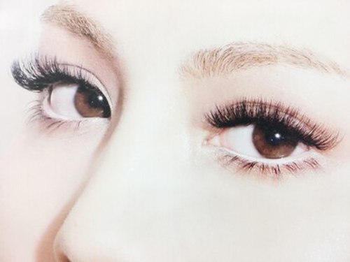 アイラッシュピオニー 新宿店(eyelash peony)(東京都新宿区歌舞伎町1-2-3レオ新宿504)