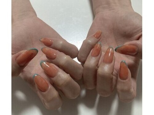 ジェルネイルス アコ(Gel Nails aco)(東京都目黒区鷹番2-15-12 A-1ビル402)