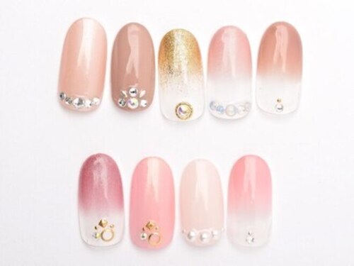 ヒナネイル(HINA nail)(東京都渋谷区円山町6-5 石坂ビル2階)