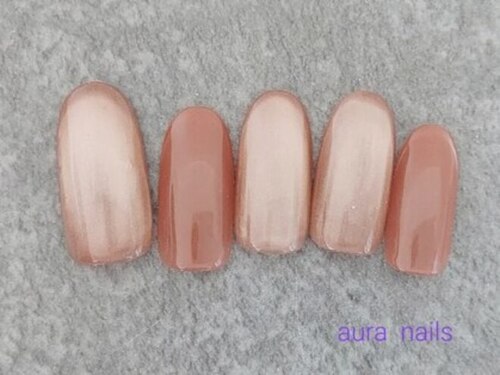 アウラネイルズ(aura nails)(東京都渋谷区代々木1-38-4 田中ビル2F)