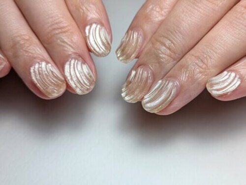 ネイル バイ ブリス(Nail by VLISS)(東京都渋谷区神宮前4-15-4 YCビル301)