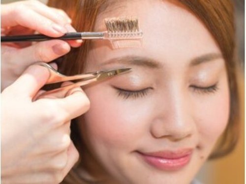 アトリエはるか PLUS HAIR CUT 渋谷マークシティイーストモール店(東京都渋谷区道玄坂1‐12‐3 渋谷マークシティイーストモール1F)