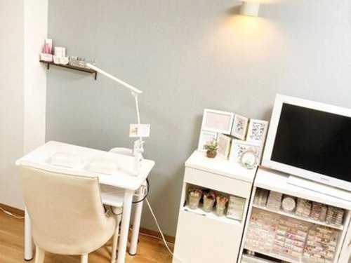 リーズネイル(Reas Nail)(東京都中野区新井2-24-3 中村館102)