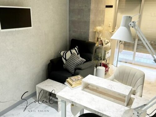 ネイルサロン ソレイユ(Nailsalon Soleil)(東京都杉並区堀ノ内1-2-10 ライオンズマンション方南町駅前101号室)