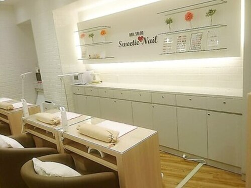 スウィーティーネイル 池袋パートツー店(Sweetie Nail)(東京都豊島区東池袋1‐22‐8マツモトキヨシ店内4F)