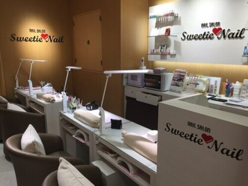 スウィーティーネイル 赤羽東口駅前店(Sweetie Nail)(東京都北区赤羽1-9-3 マツモトキヨシ店内2F)