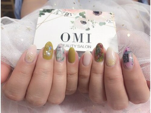 オミ(OMI)(東京都荒川区東日暮里6‐46‐14 1F)