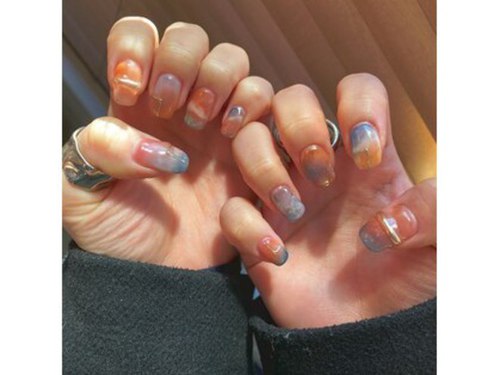ステップバイステップ ネイル(Step by Step)(東京都練馬区豊玉北5-17-21レヴァンテ3 4F)
