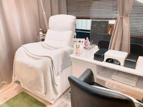 アース 大泉学園店(HAIR & MAKE EARTH)(東京都練馬区東大泉1-37-1 マルキシビル2F)