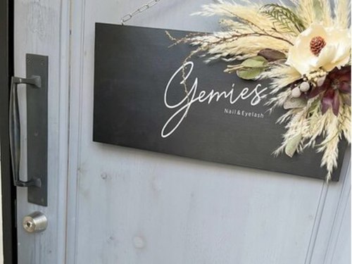 ジェミエス(Gemies)(東京都足立区栗原1-12-23)