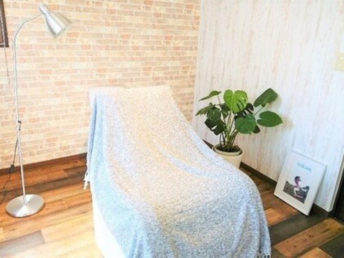 ヘアープールロカヒ(東京都国分寺市西恋ヶ窪2-6-8 西国企画ビル2F)