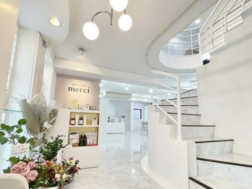 アトリエメルシー 青葉台(atelier merci)(神奈川県横浜市青葉区青葉台2-5-8-4F)