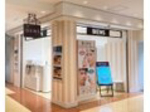 ビューズ アイブロウスタジオ 横浜ポルタ店(BIEWS)(神奈川県横浜市西区高島2-16-B1)