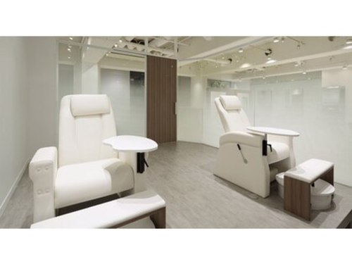 エムスラッシュ フィール 東戸塚店(M.SLASH)(神奈川県横浜市戸塚区品濃町515‐1‐3‐109)