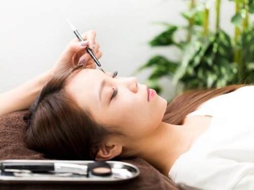 アイラッシュサロン ブラン トツカーナモール店(Eyelash Salon Blanc)(神奈川県横浜市戸塚区戸塚町16-1トツカーナモール3F)