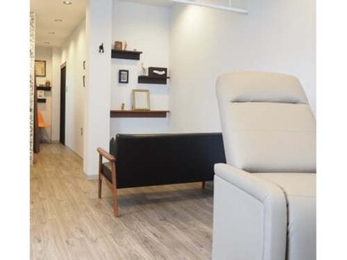 キープ スマイル 東戸塚本店(keep smile)(神奈川県横浜市戸塚区品濃町524‐3 西山ビル 3階)