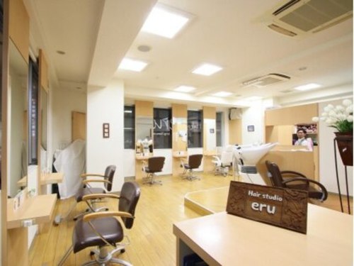 エル(Hair studio eru)(神奈川県横浜市金沢区谷津町367 小林ビル2階)
