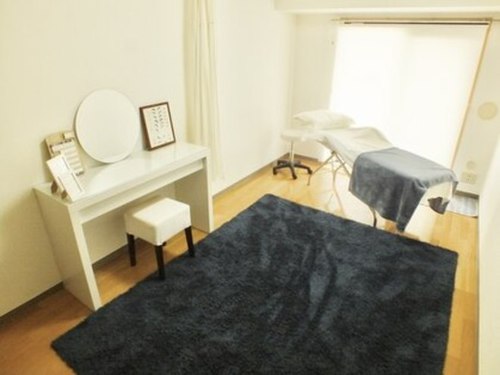 ネイルサロン シャンティ 横浜(Nail Salon Shanti)(神奈川県横浜市西区南幸2-10-17 ブリラール横浜503)