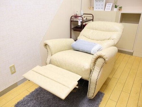 アイラッシュサロン チャーム(Charm.)(神奈川県川崎市高津区千年新町1-2 ラヴィル新城101)