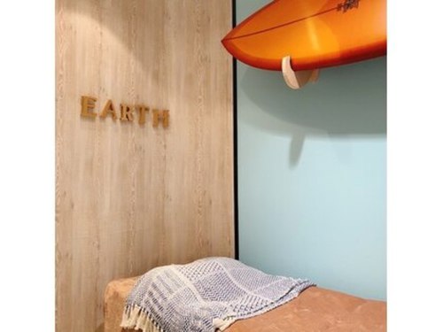 アース 藤沢店(HAIR & MAKE EARTH)(神奈川県藤沢市鵠沼石上1-6-1 エスタ2F)