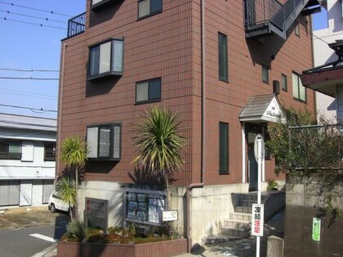 メイク サロン エム(make salon M)(神奈川県藤沢市善行1-18-5 マリナビル1F)