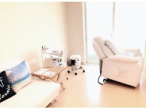 アイラッシュサロン ロコ(eyelash salon loco)(神奈川県藤沢市鵠沼石上1-8-6 ユニバーサル藤沢ビル601)