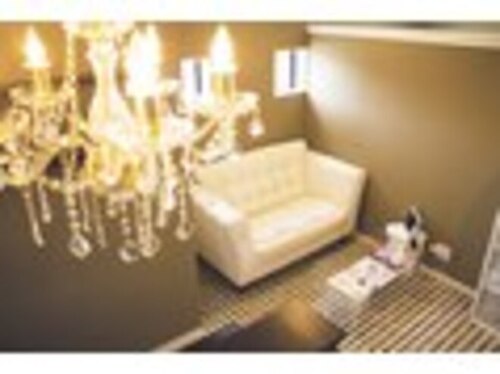 サロンドボーテ コワフール(salon de beaute coiffure)(新潟県燕市吉田3762-4)