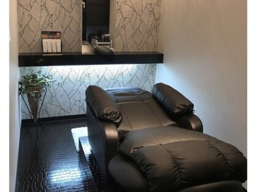 エス(es)(石川県金沢市藤江北3-306 四季の街ドゥモンターニュ虹1F)
